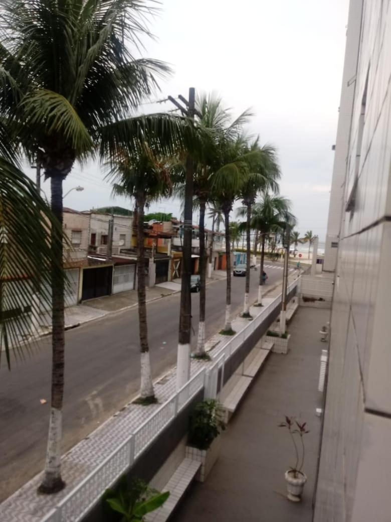 Apartment Kitao Pe Na Areia Na Mirim - Grande/sp *